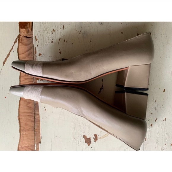 vintage St John heels - Picture 4 of 11